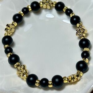 Elegant Black and Gold Beaded Bracelet
